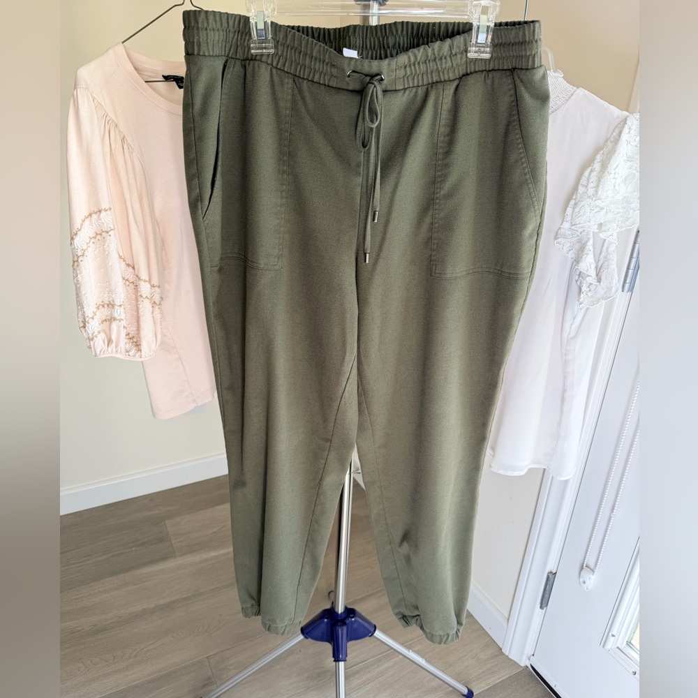 Nine West Olive Green Drawstring Jogger Pants